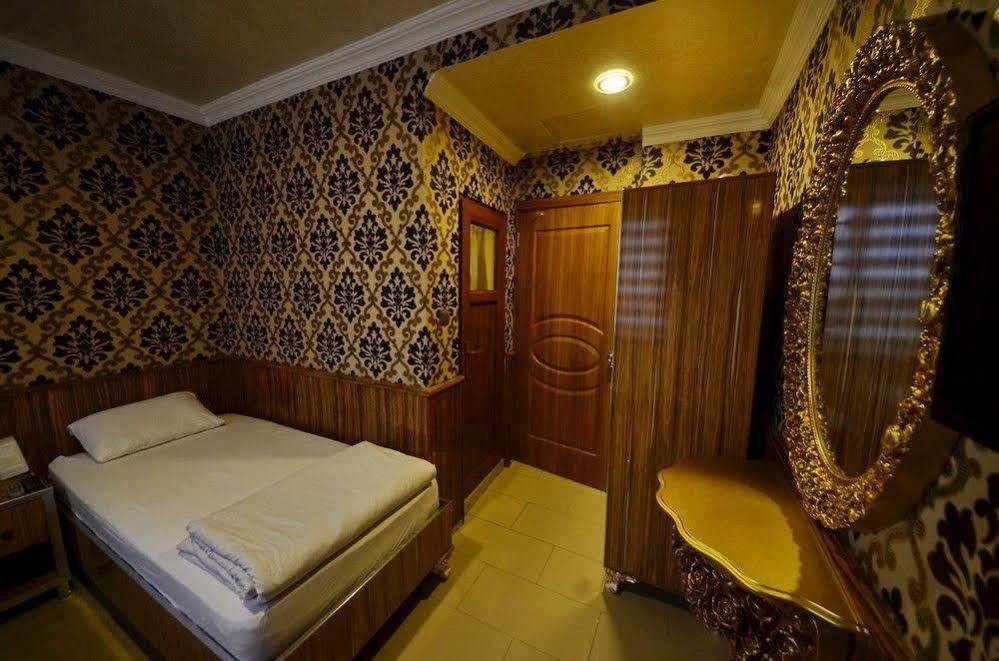 Istiklal Hotel シャンルウルファ エクステリア 写真