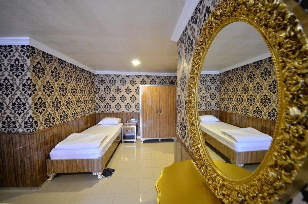 Istiklal Hotel シャンルウルファ エクステリア 写真