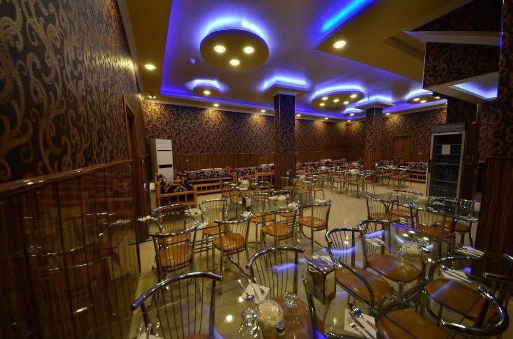 Istiklal Hotel シャンルウルファ エクステリア 写真